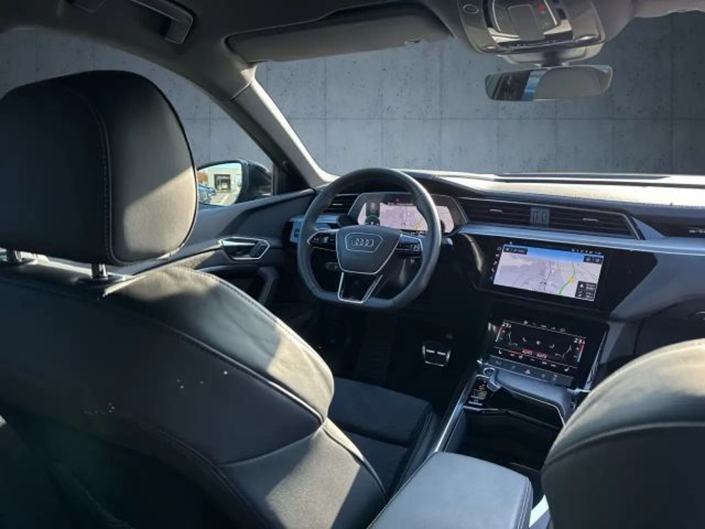 Audi Q8 e-tron