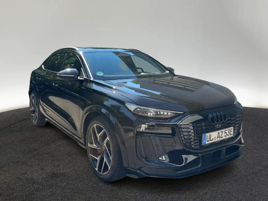 Audi SQ6 e-tron