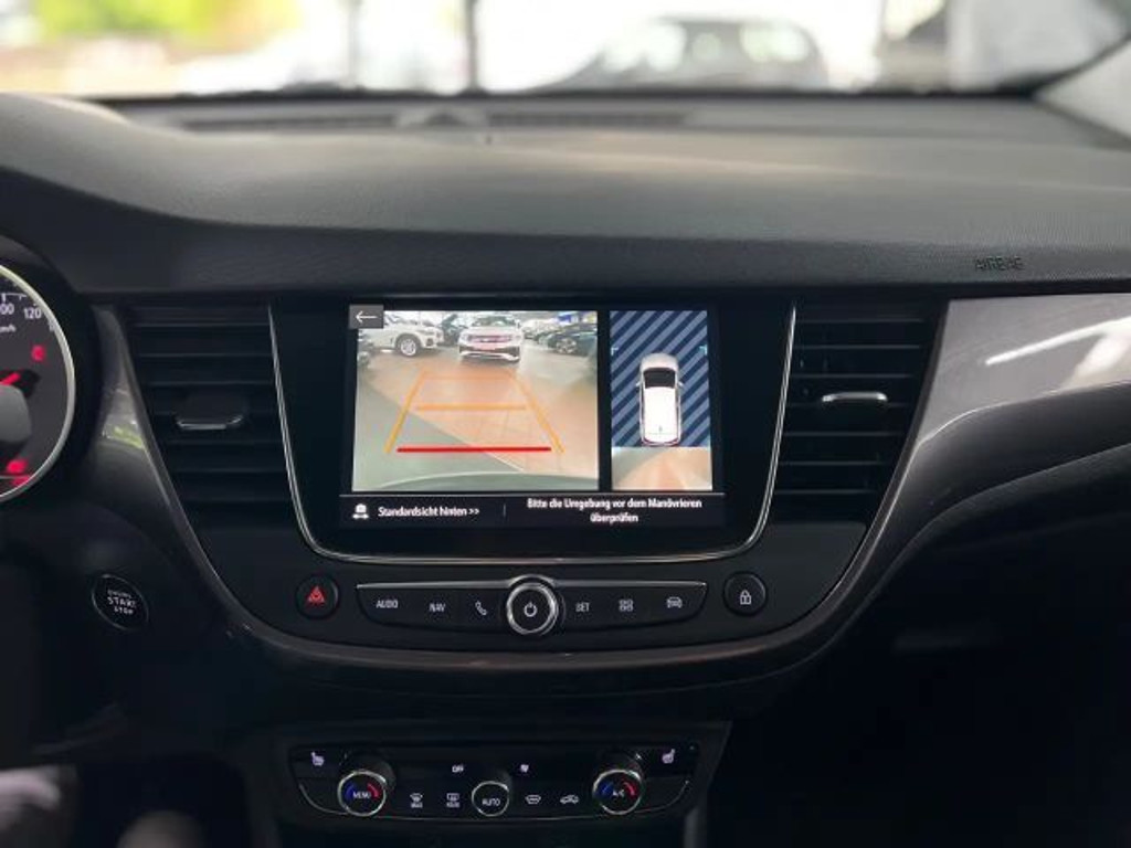 Opel Crossland X
