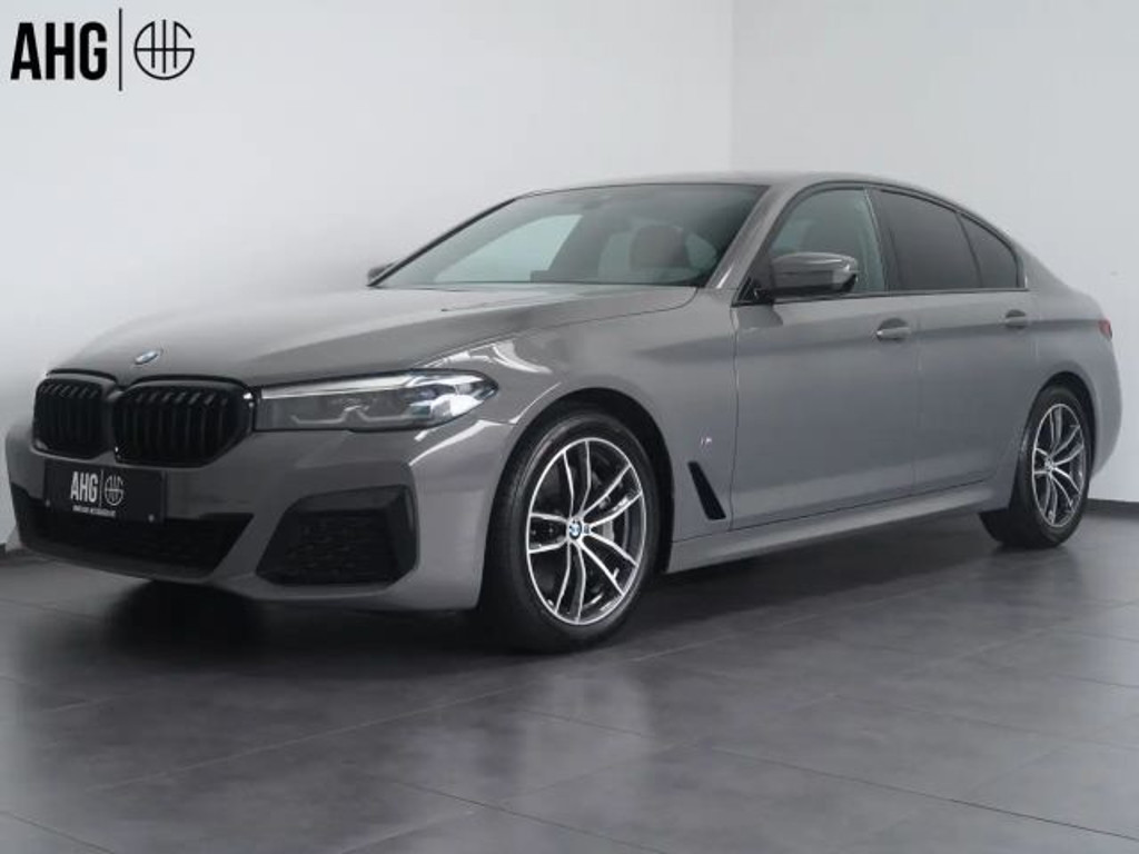 BMW 5 Serie 540 M-Sport Sedan 540i