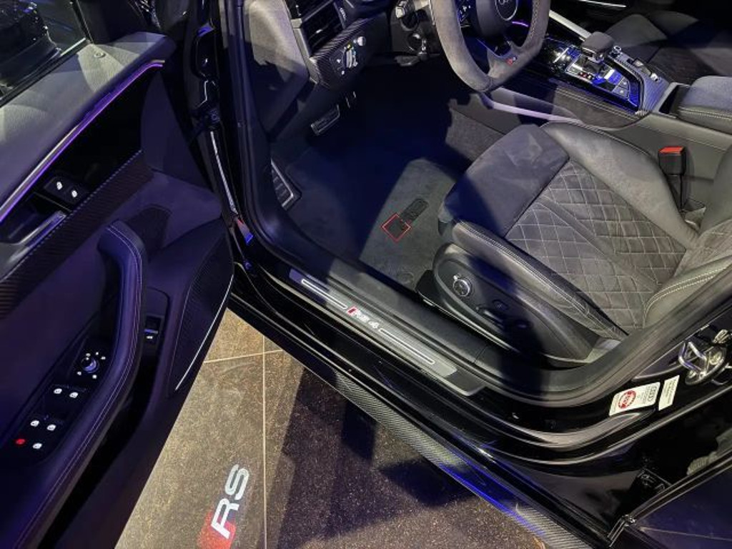 Audi RS4