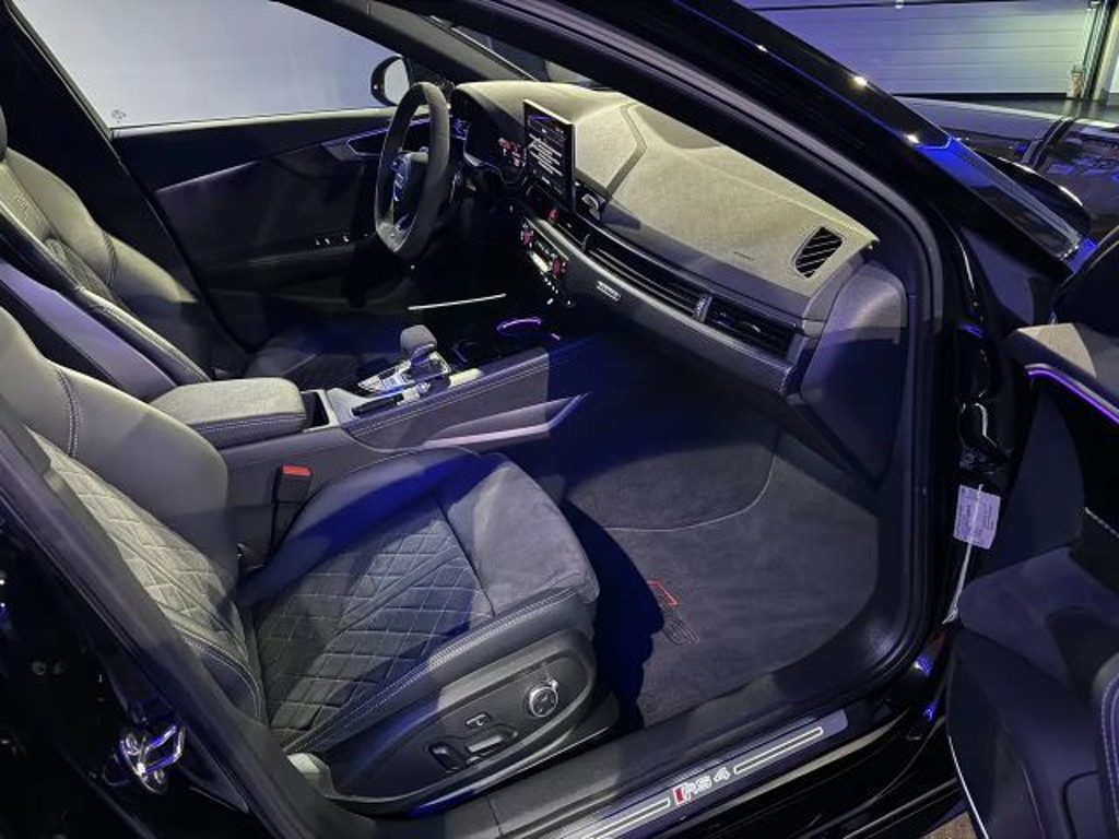 Audi RS4