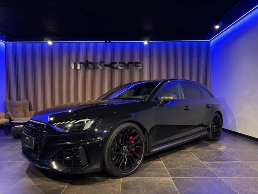 Audi RS4