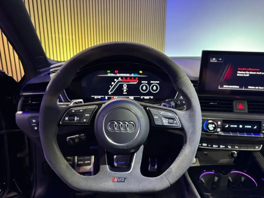 Audi RS4