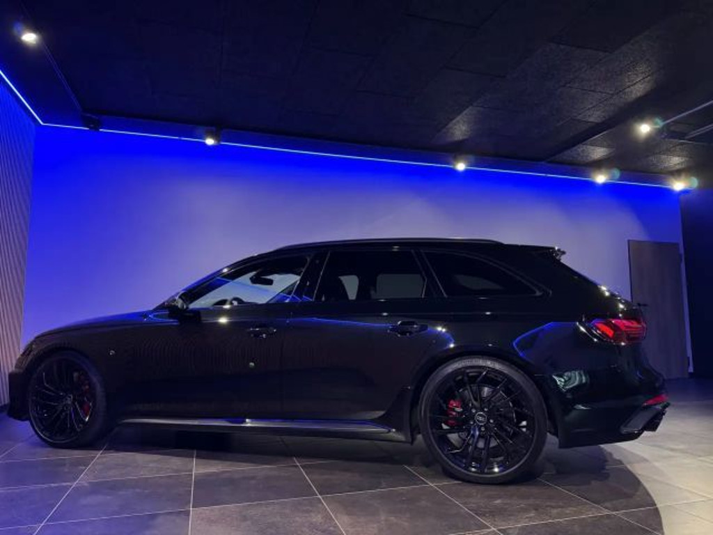 Audi RS4