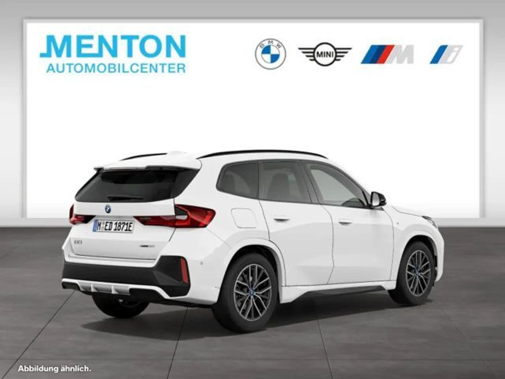 BMW iX1