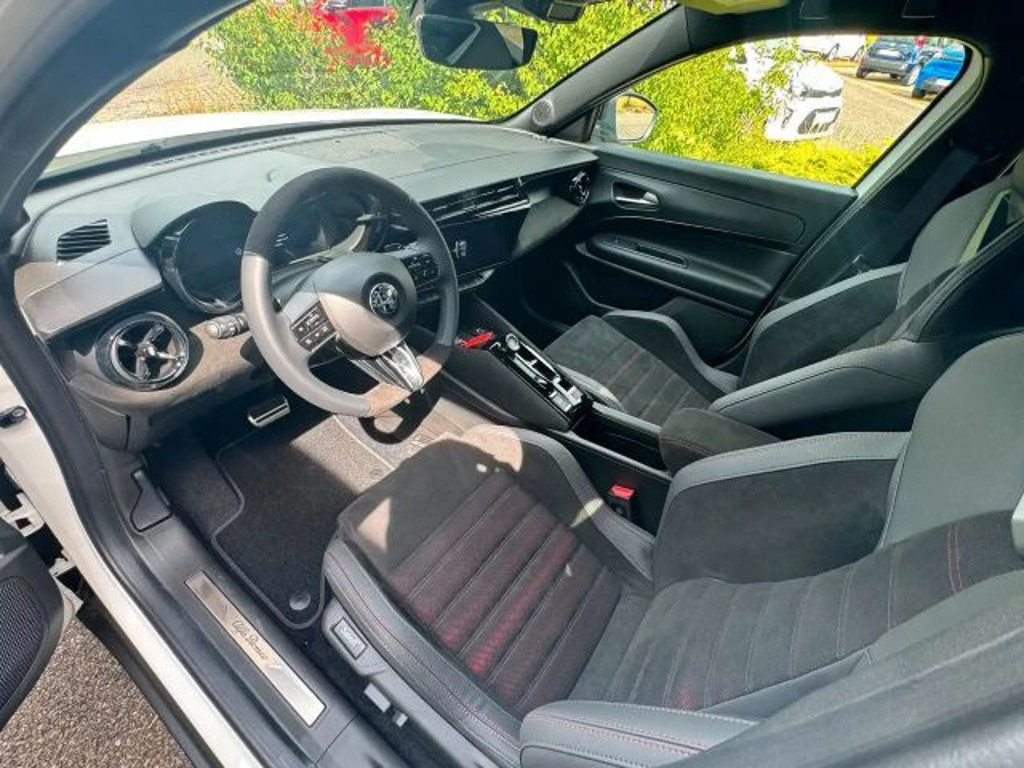 Alfa Romeo Junior