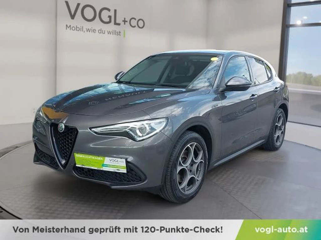 Alfa Romeo Stelvio Q4 AT8