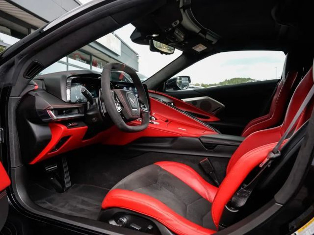 Corvette C8