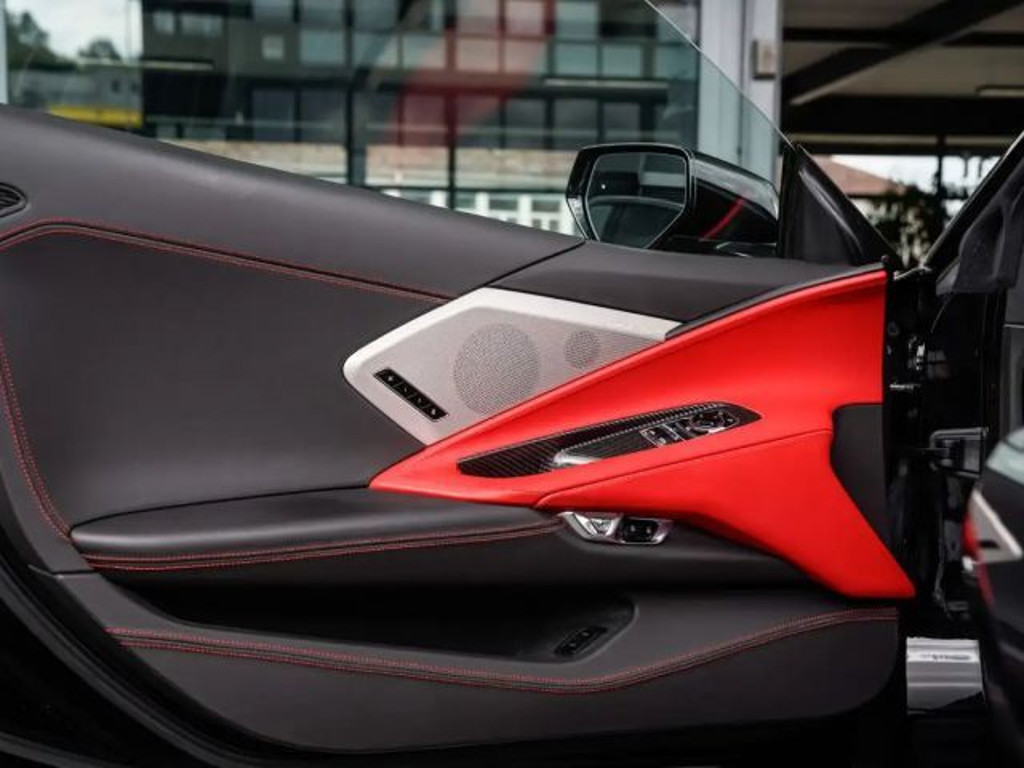 Corvette C8