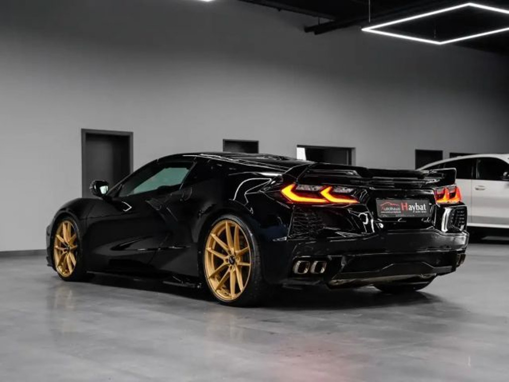 Corvette C8