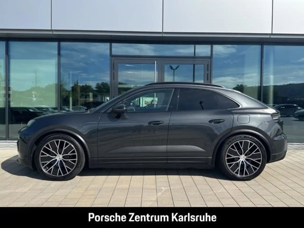 Porsche Macan 4