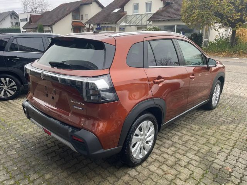 Suzuki S-Cross