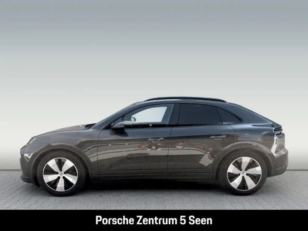 Porsche Macan 4