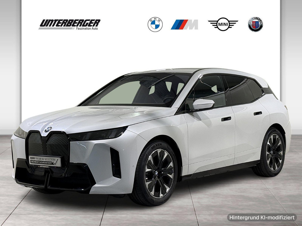 BMW iX xDrive45