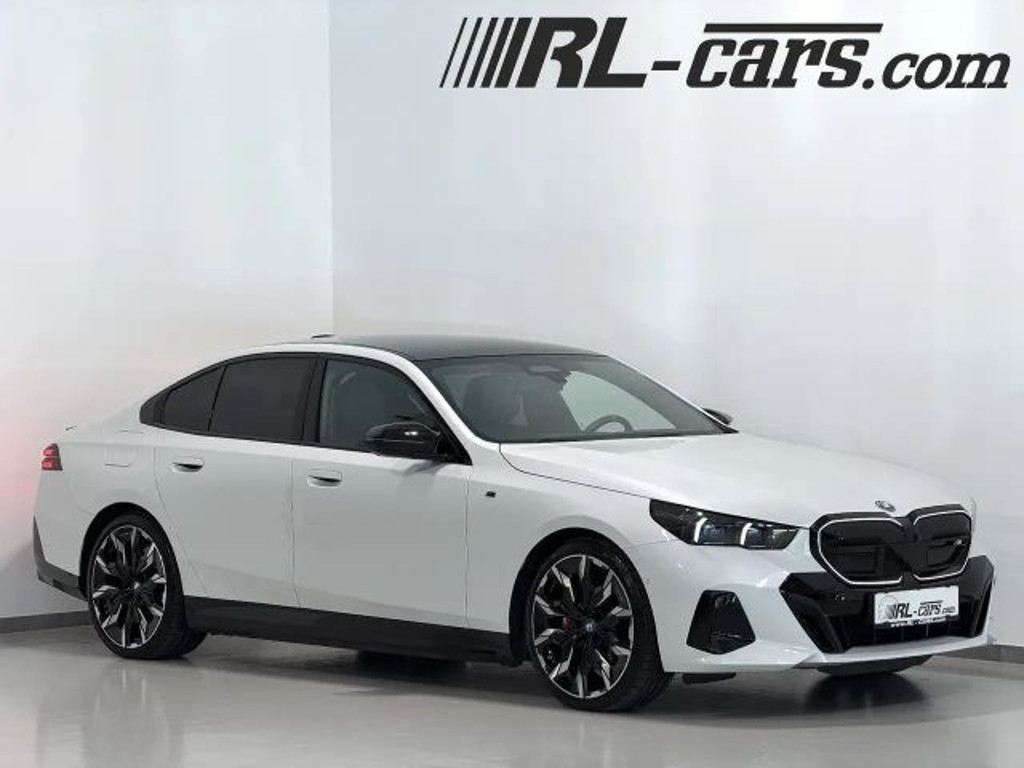 BMW i5 xDrive Sedan M60