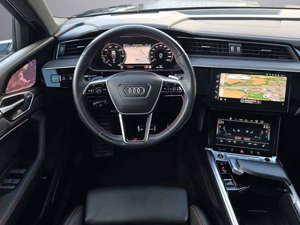 Audi Q8 e-tron