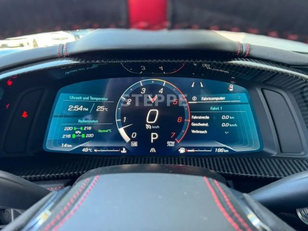 Corvette C8
