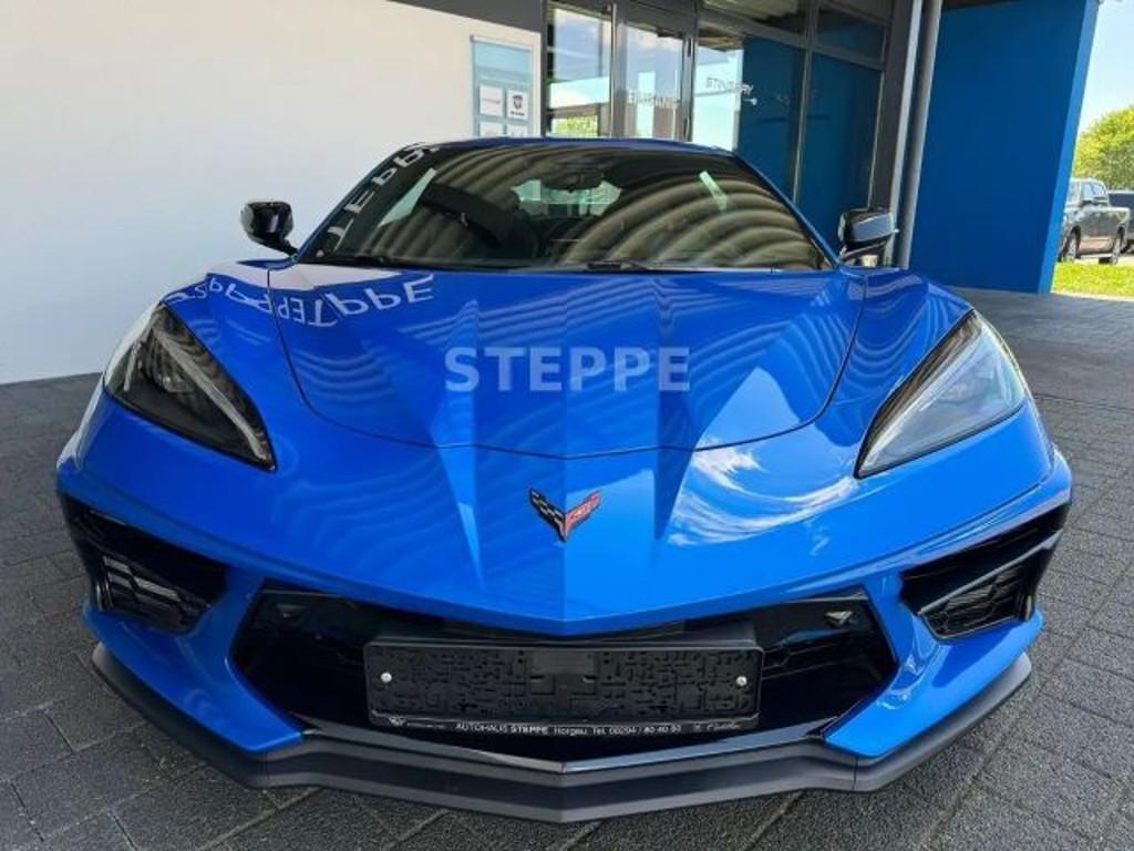 Corvette C8