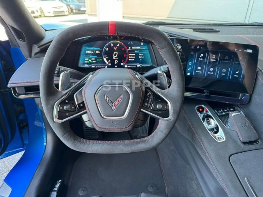 Corvette C8