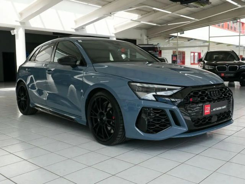 Audi RS3 Sedan