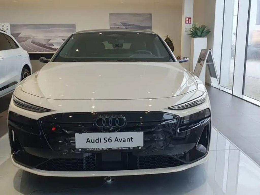 Audi S6 e-tron
