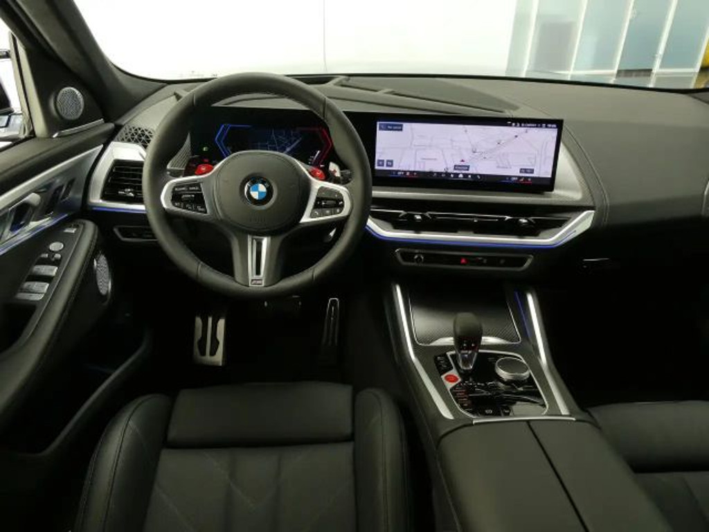 BMW XM