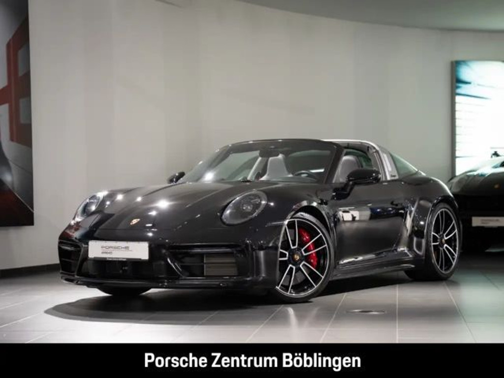 Porsche 911 GTS Coupé 4 992 Targa