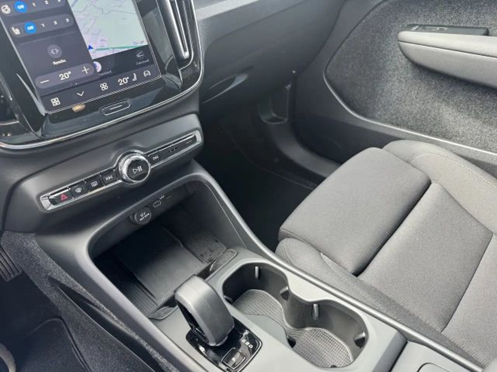 Volvo EX40