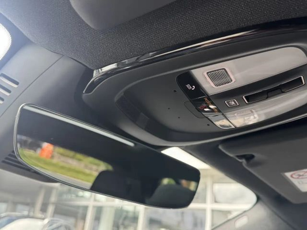 Volvo EX40