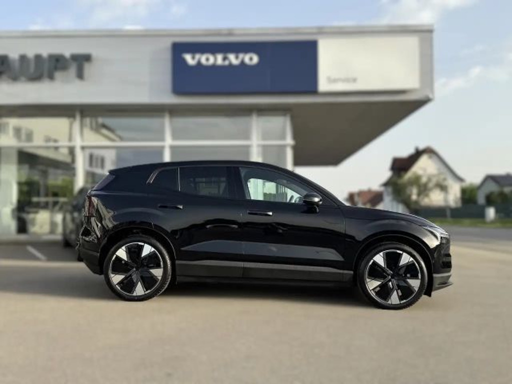 Volvo EX30