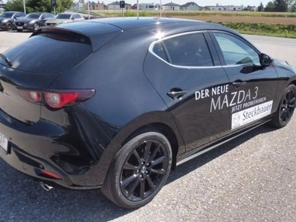Mazda 3 SkyActiv Homura e-Skyactiv