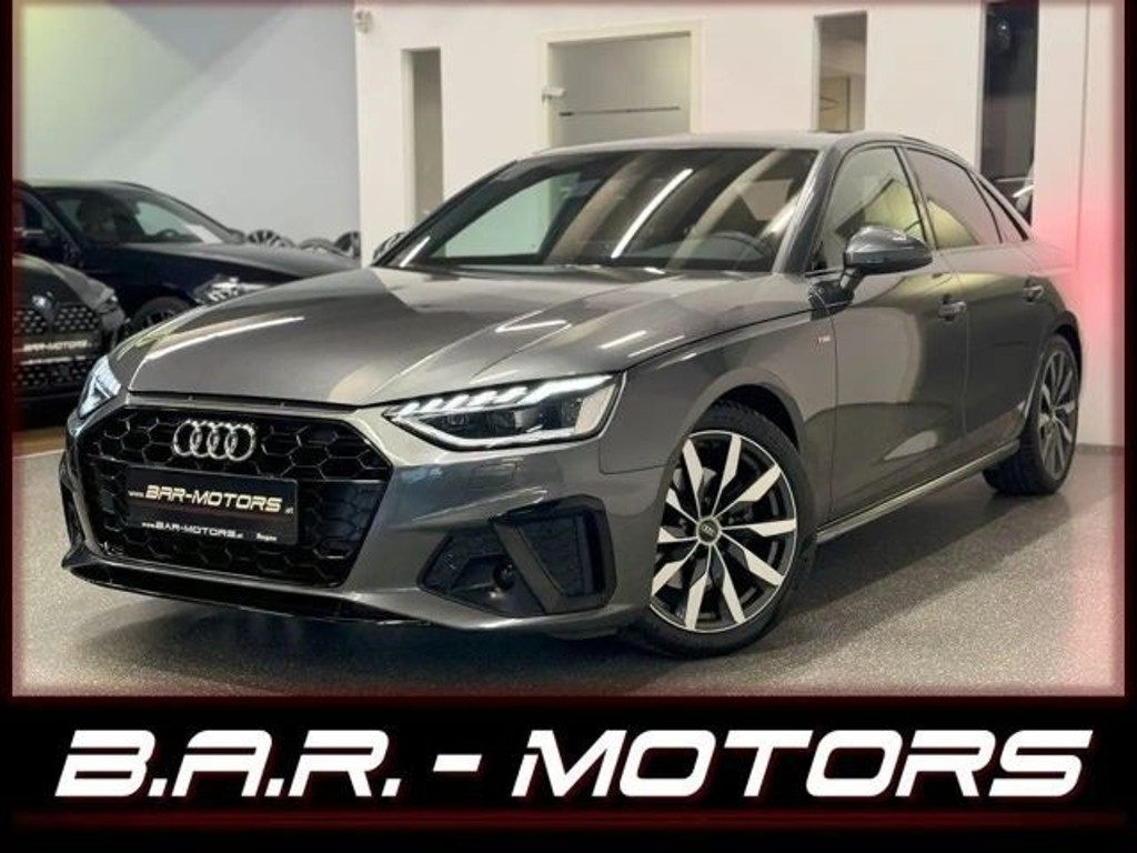 Audi A4 Sedan S-Line 2.0 TDI
