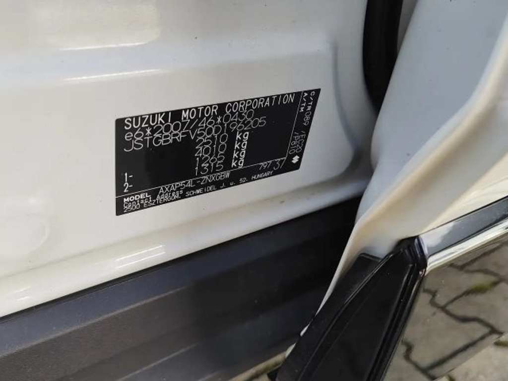 Suzuki S-Cross