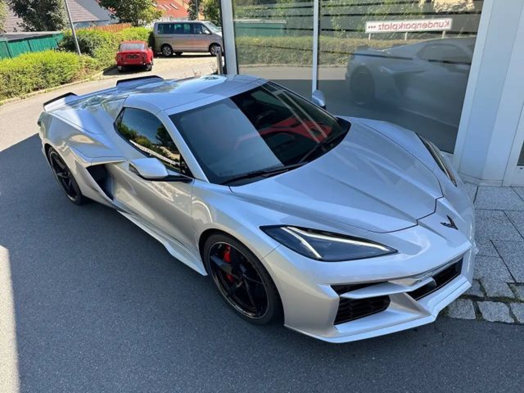 Corvette C8