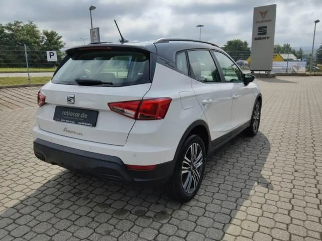 Seat Arona