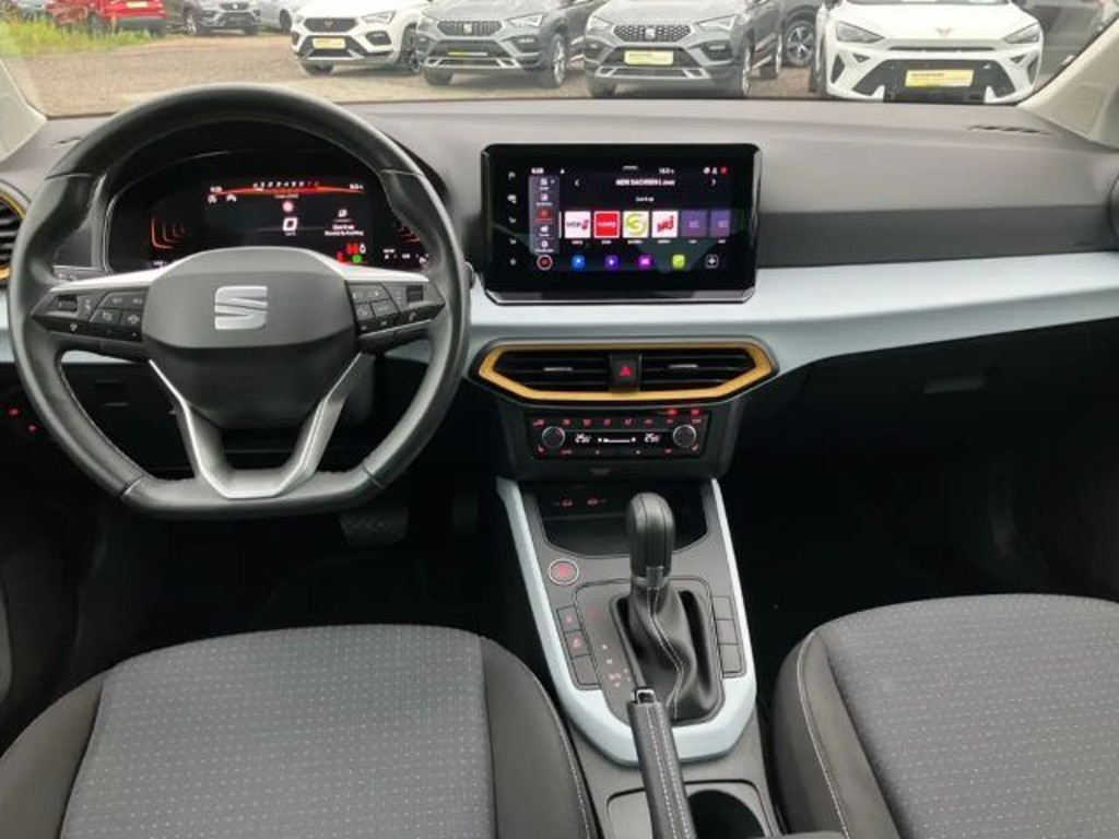 Seat Arona