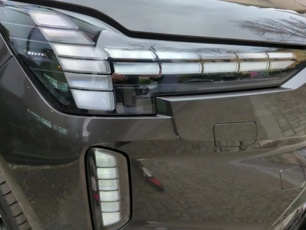 Volvo EX90