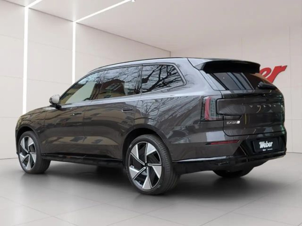 Volvo EX90