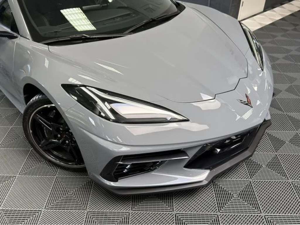 Corvette C8