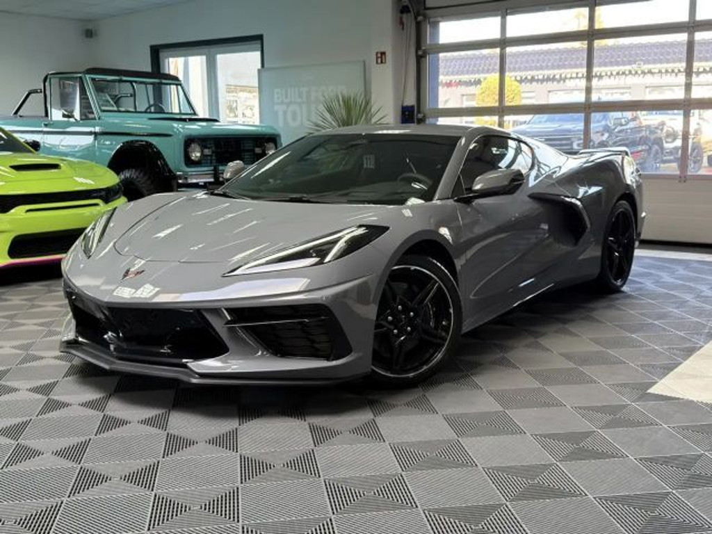 Corvette C8