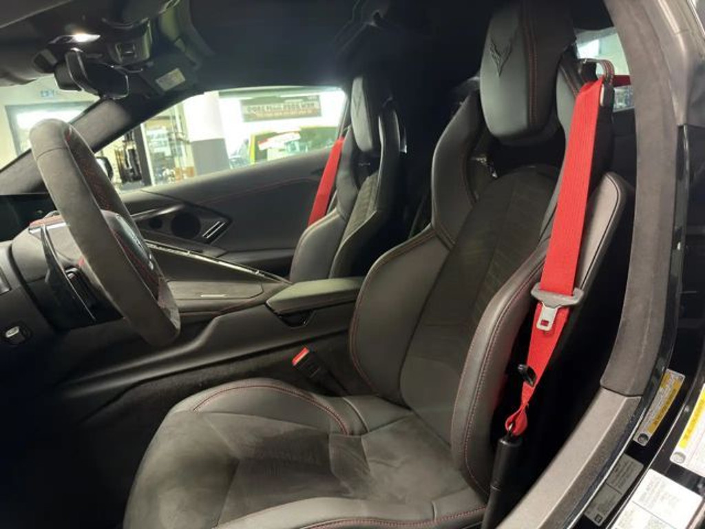 Corvette C8