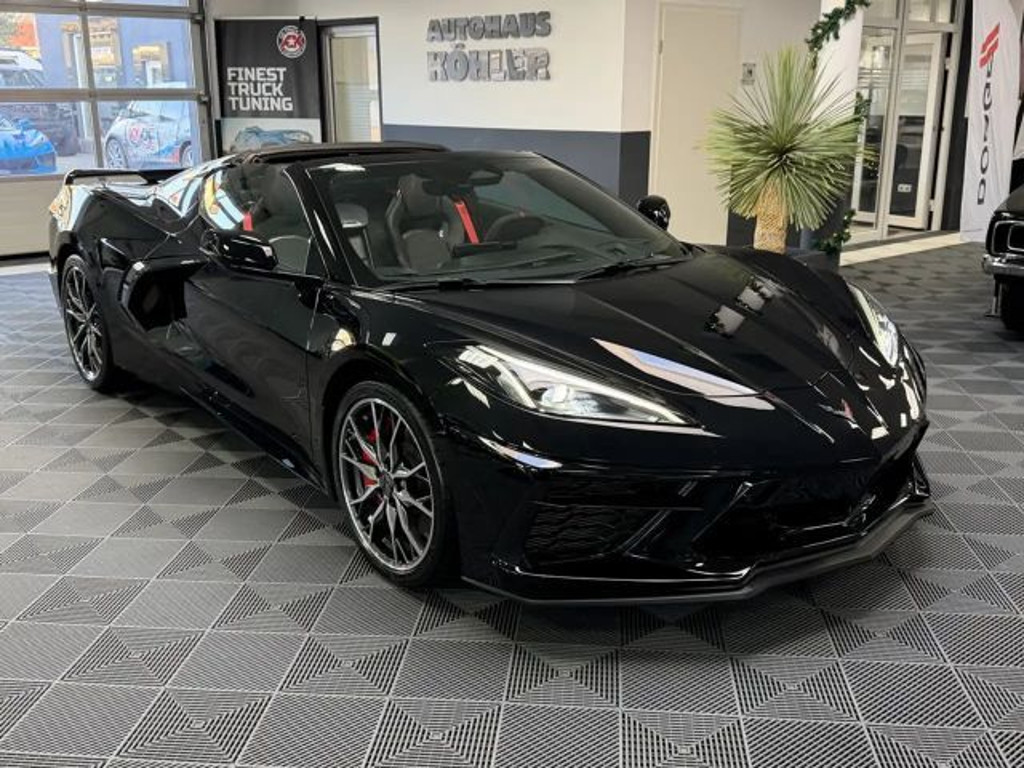 Corvette C8