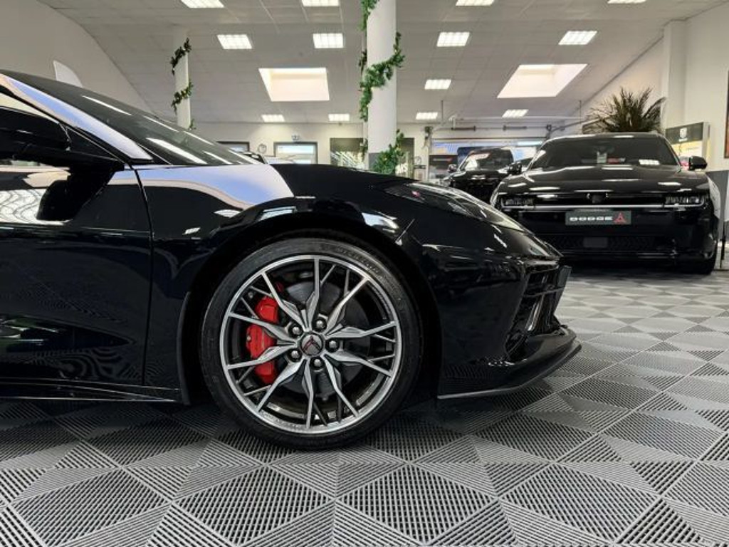 Corvette C8