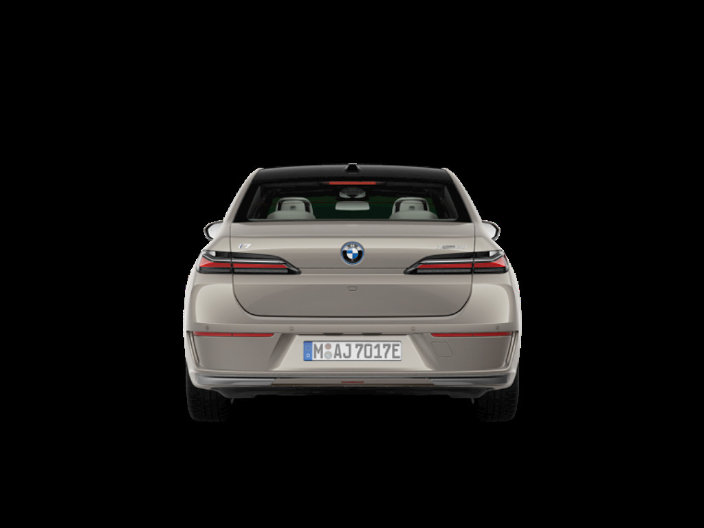 BMW i7