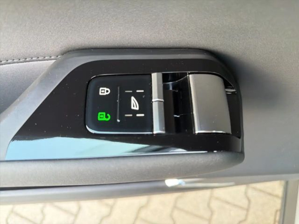 Volvo EX90