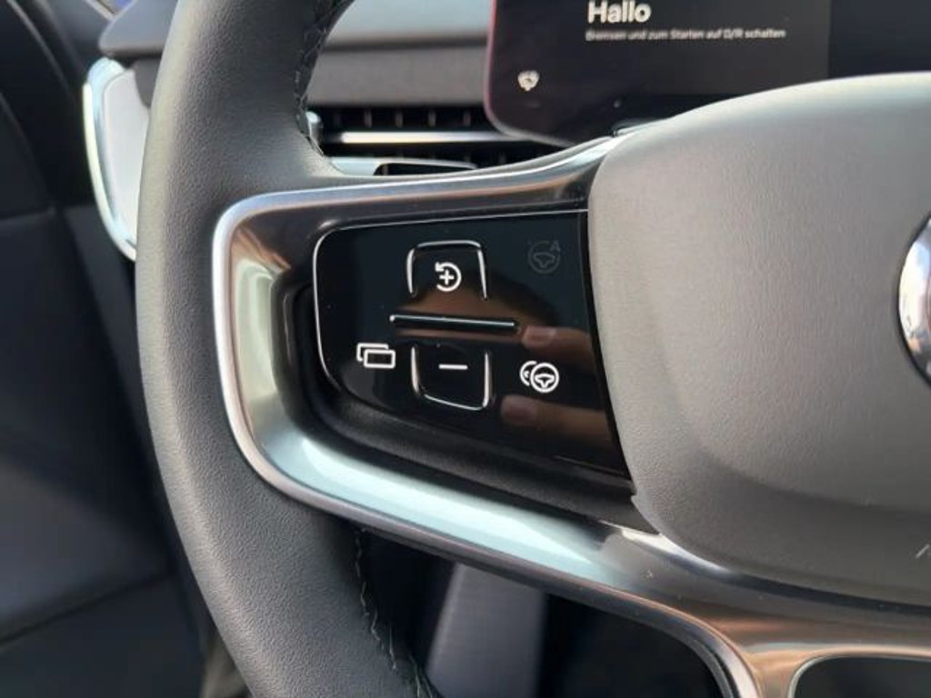Volvo EX90