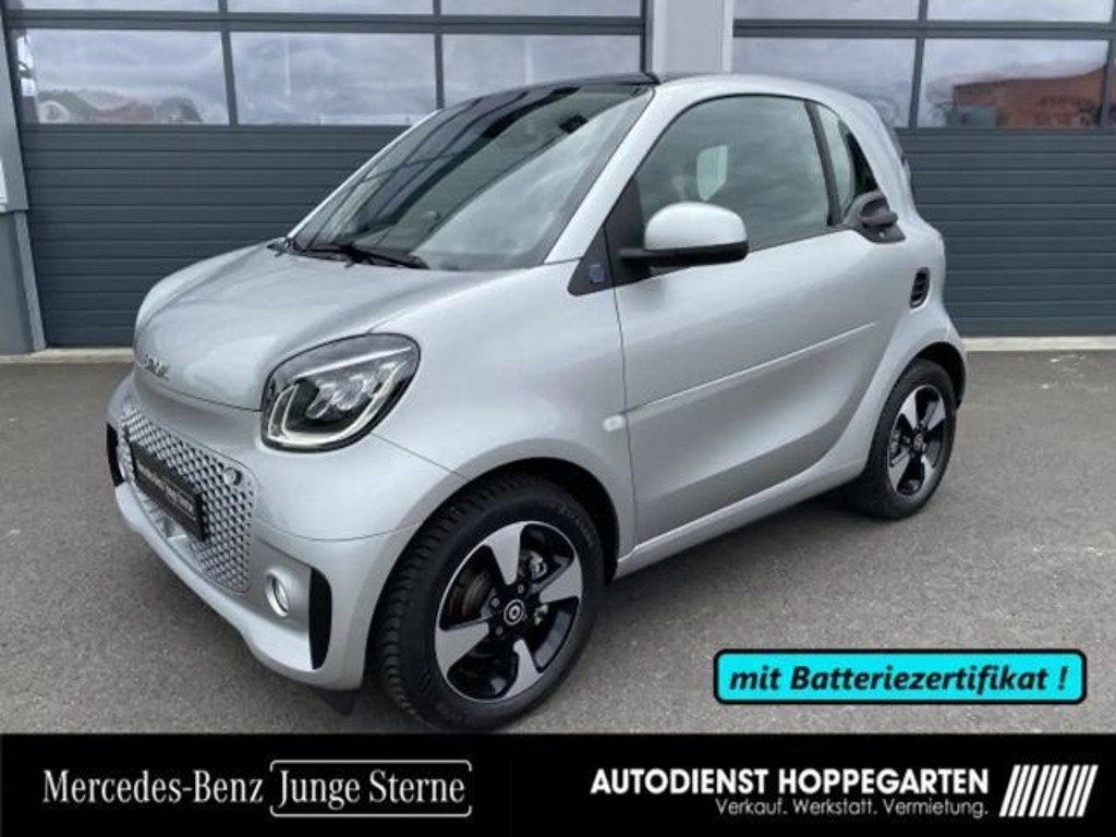 Smart EQ fortwo smart EQ fortwo Exclusive LED Panorama Kamera...
