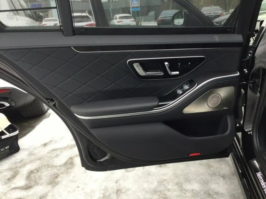 Mercedes-Benz S-Klasse