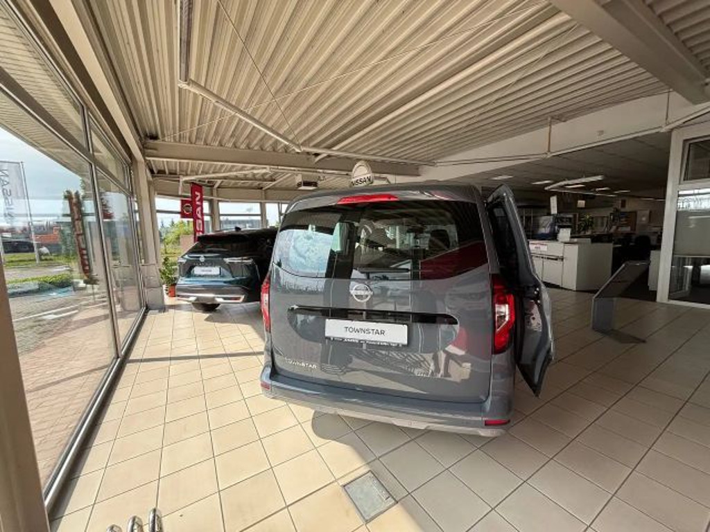 Nissan Townstar